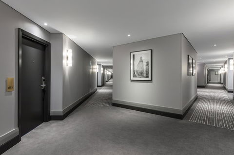 Radisson Blu Plaza Hotel Sydney - QLD Tourism 29