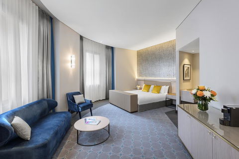 Radisson Blu Plaza Hotel Sydney - QLD Tourism 25