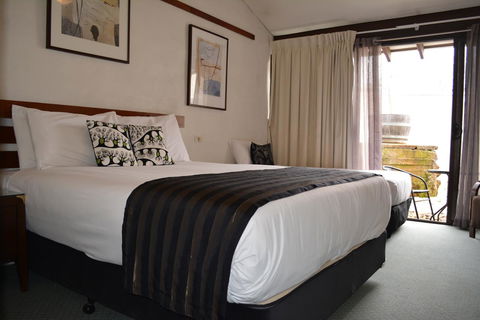 The Apple Inn - QLD Tourism 10