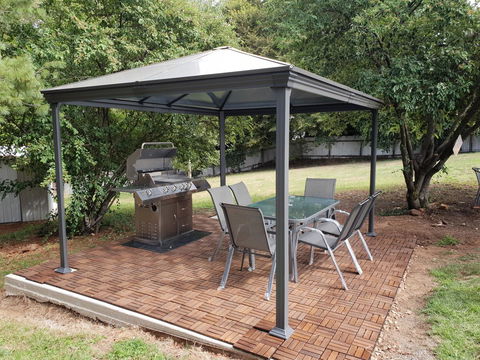The Apple Inn - QLD Tourism 4