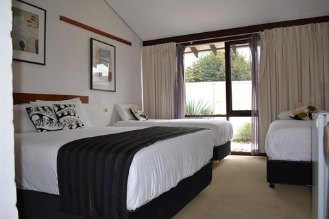 The Apple Inn - QLD Tourism 13