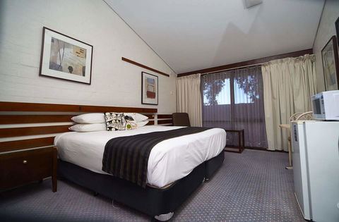 The Apple Inn - QLD Tourism 6