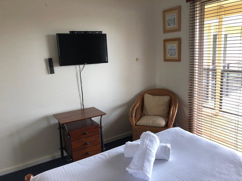 Squid\'s Ink Motel - QLD Tourism 20