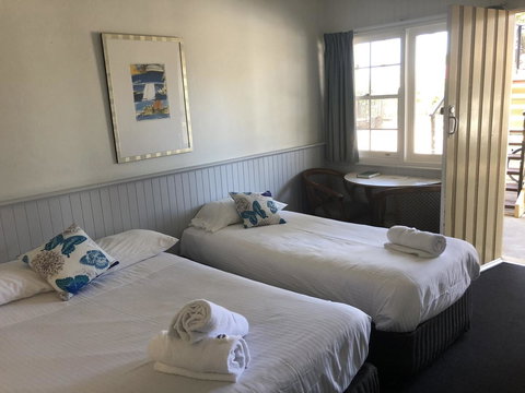 Squid\'s Ink Motel - QLD Tourism 31