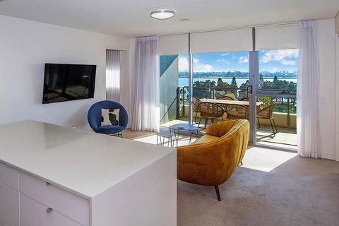 Terminus Apartment Hotel, Ascend Hotel Collection - Queensland Tourism 1