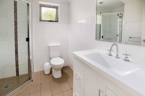 Bluegum Apartments Newcastle - QLD Tourism 21