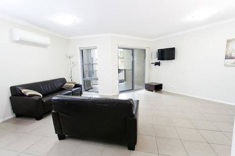 Bluegum Apartments Newcastle - QLD Tourism 8