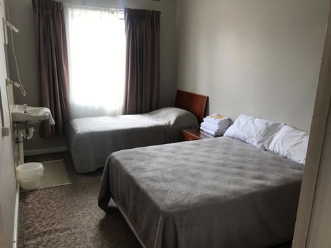 Lakes And Ocean Hotel Forster - QLD Tourism 22