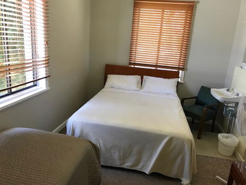 Lakes And Ocean Hotel Forster - QLD Tourism 21