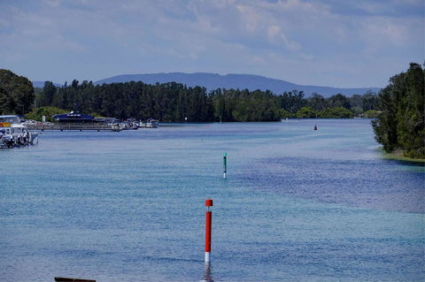 Lakes And Ocean Hotel Forster - QLD Tourism 11