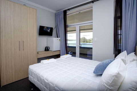 Lakes And Ocean Hotel Forster - QLD Tourism 30