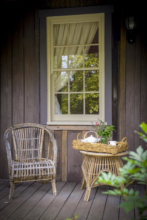 Arcadia - The Barn Cottage & Rosehill Cottage - Queensland Tourism 13