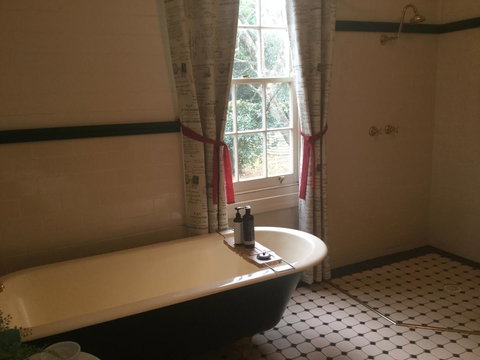 Arcadia - The Barn Cottage & Rosehill Cottage - Queensland Tourism 19