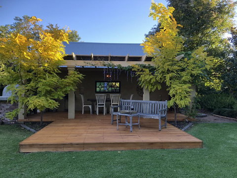 Arcadia - The Barn Cottage & Rosehill Cottage - Queensland Tourism 28