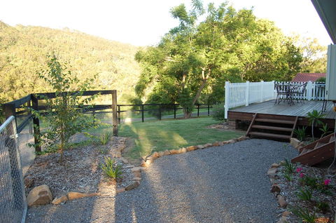 Cadair Cottages - Queensland Tourism 4