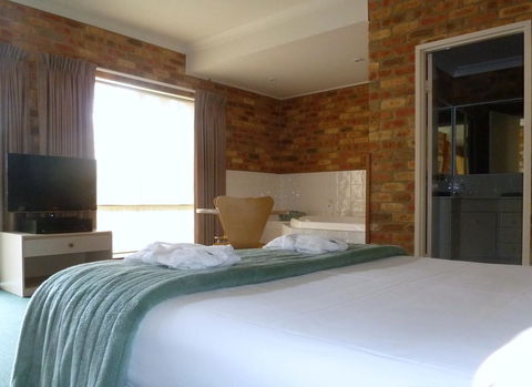 Mollymook Surfbeach Motel & Apartments - QLD Tourism 27