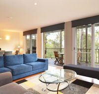 Villa De Saran located within Cypress Lakes - Queensland Tourism