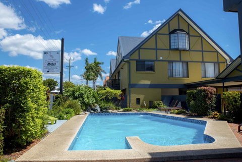 Coastal Bay Motel - QLD Tourism 38