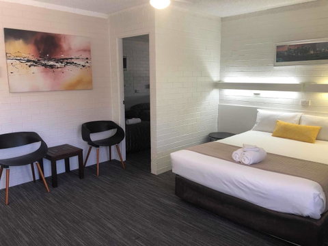 Coastal Bay Motel - QLD Tourism 20