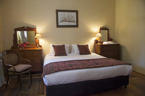 Hillview Heritage Hotel - QLD Tourism 7
