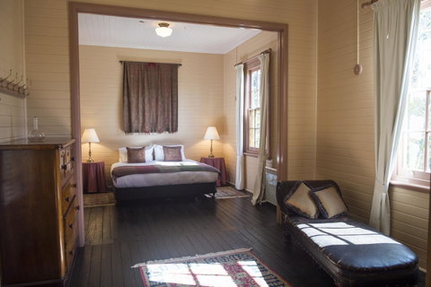 Hillview Heritage Hotel - QLD Tourism 37