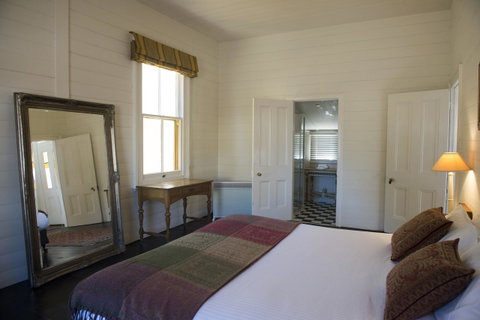 Hillview Heritage Hotel - QLD Tourism 21