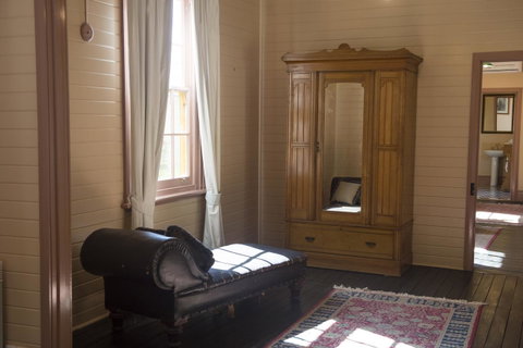 Hillview Heritage Hotel - QLD Tourism 35