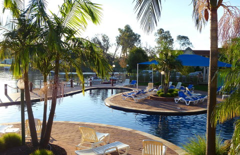 Yarrawonga Waterfront Apartments - Queensland Tourism 15