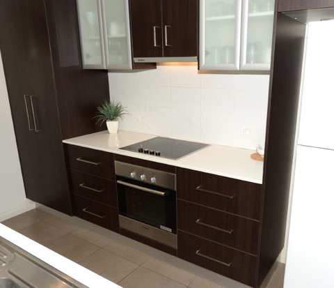 Yarrawonga Waterfront Apartments - Queensland Tourism 17