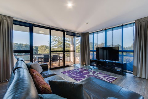 Pacific Towers Beach Resort - QLD Tourism 32