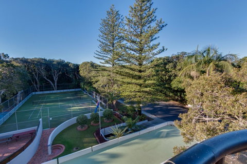Pacific Towers Beach Resort - QLD Tourism 26