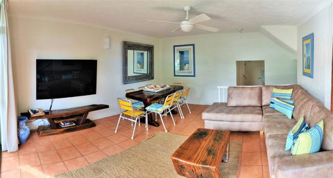 The Terraces Main Beach - Queensland Tourism 24