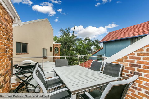 The Terraces Main Beach - Queensland Tourism 15