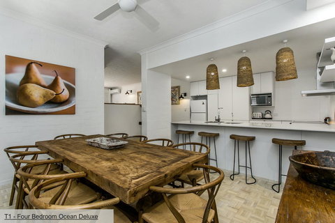 The Terraces Main Beach - Queensland Tourism 34