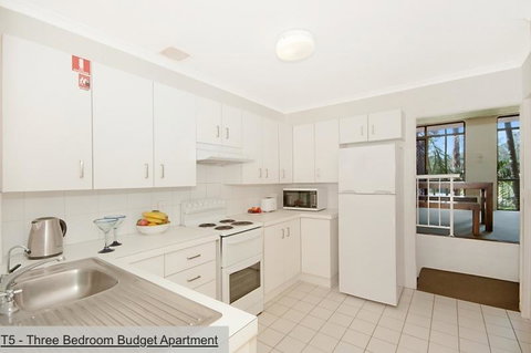 The Terraces Main Beach - Queensland Tourism 30