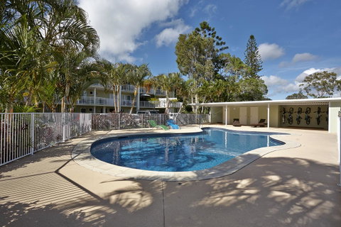 Estoy Cabarita - QLD Tourism 4