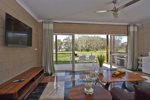 Estoy Cabarita - QLD Tourism 15