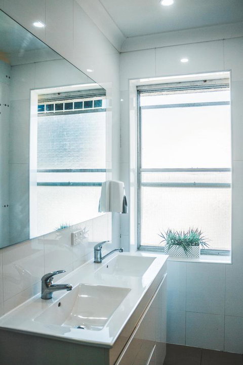 Summer House Kings Cross - QLD Tourism 5