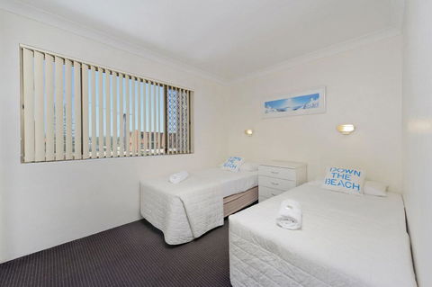 Beach House Holiday Apartments - Queensland Tourism 20