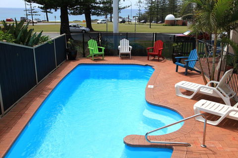 Beach House Holiday Apartments - Queensland Tourism 18