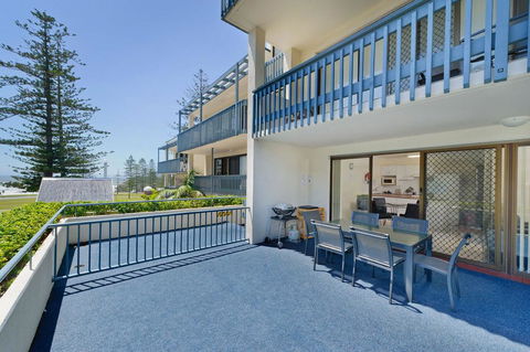 Beach House Holiday Apartments - Queensland Tourism 23