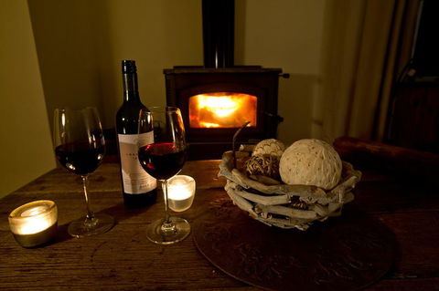 Bush & Bay Cottage - QLD Tourism 15