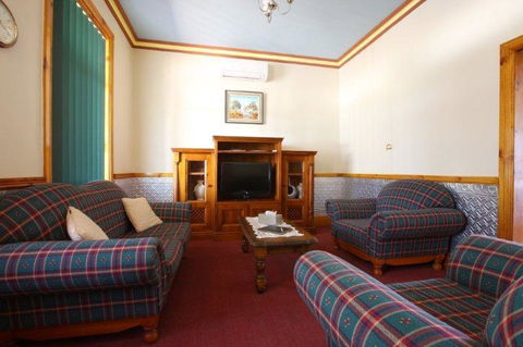 Jadan Cottages - Queensland Tourism 38
