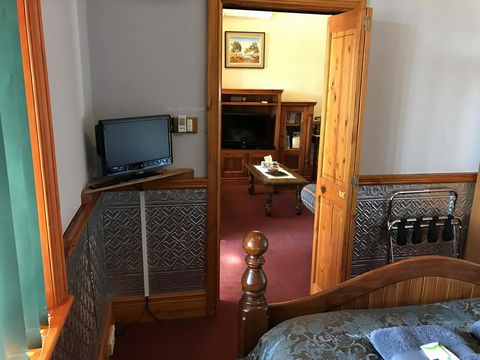 Jadan Cottages - Queensland Tourism 16