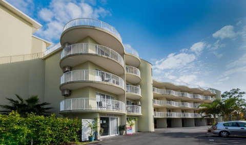 Cabarita Lake Apartments - QLD Tourism 12