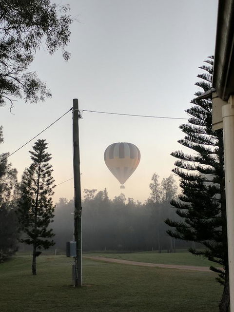 Madigan Wine Country Cottages - Queensland Tourism 10