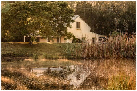 Madigan Wine Country Cottages - Queensland Tourism 39