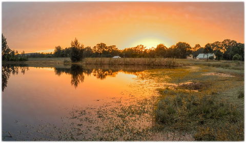 Madigan Wine Country Cottages - Queensland Tourism 0