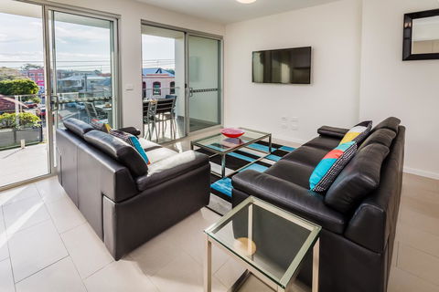 Hamilton Executive Apartments - QLD Tourism 20