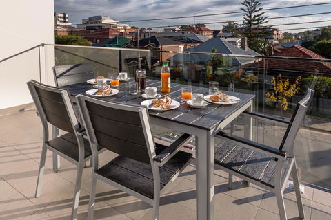 Hamilton Executive Apartments - QLD Tourism 1
